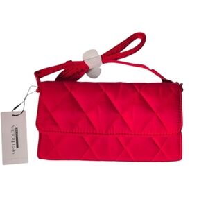Vera Bradley Outlet Ultralight Wallet Crossbody in Gogi Berry Red